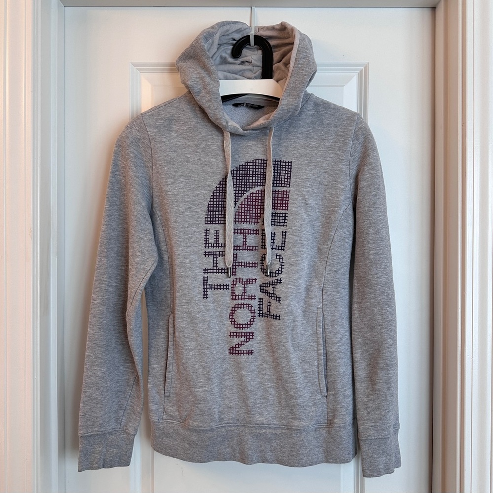 The North Face Women’s Large Logo Hoodie